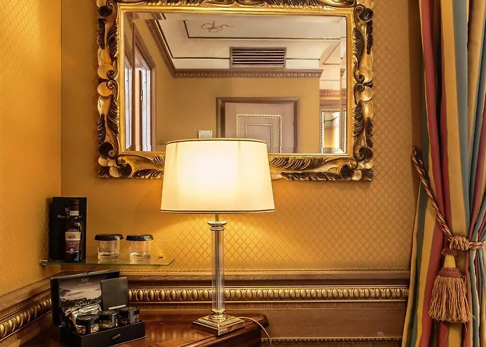 Hotel River Palace 4*
