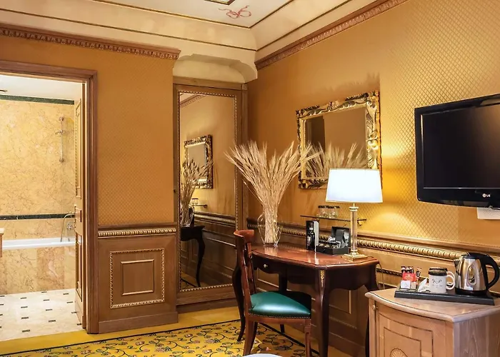 Hotel River Palace Rome